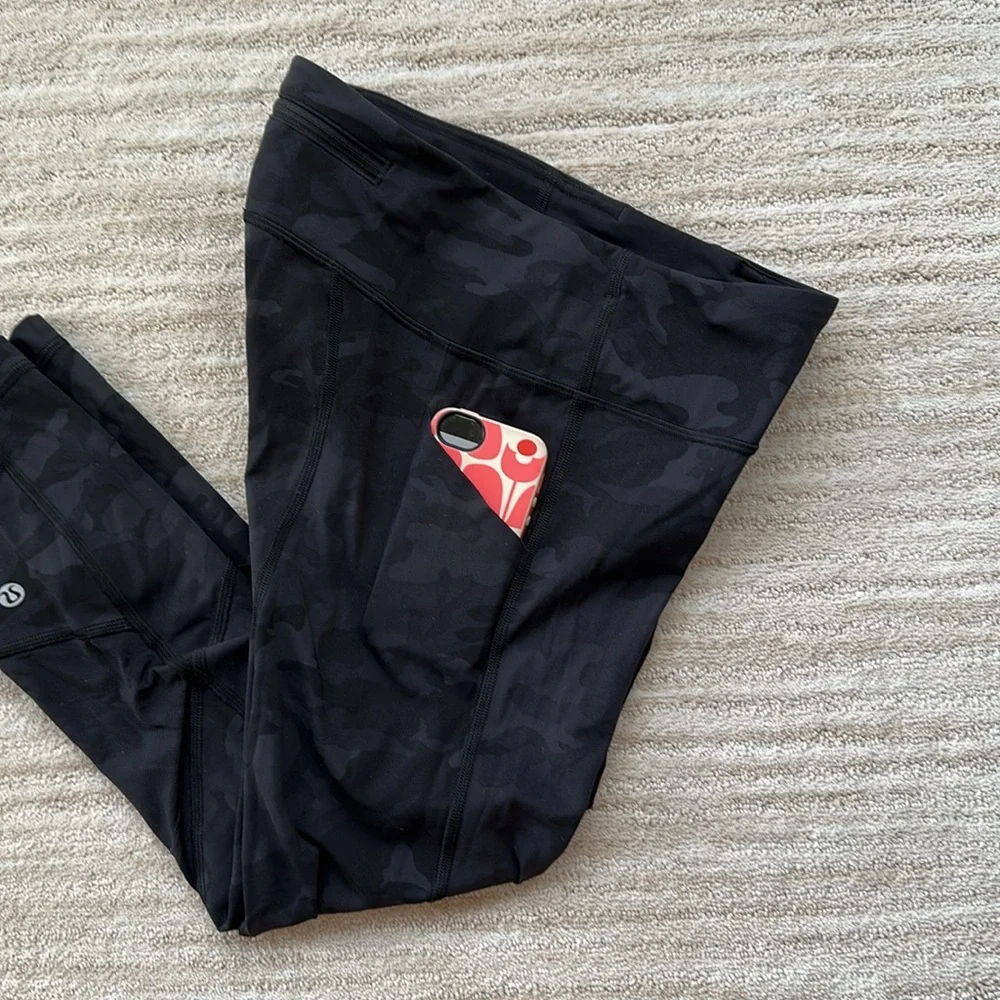 Lululemon Pace Rival Crop 22